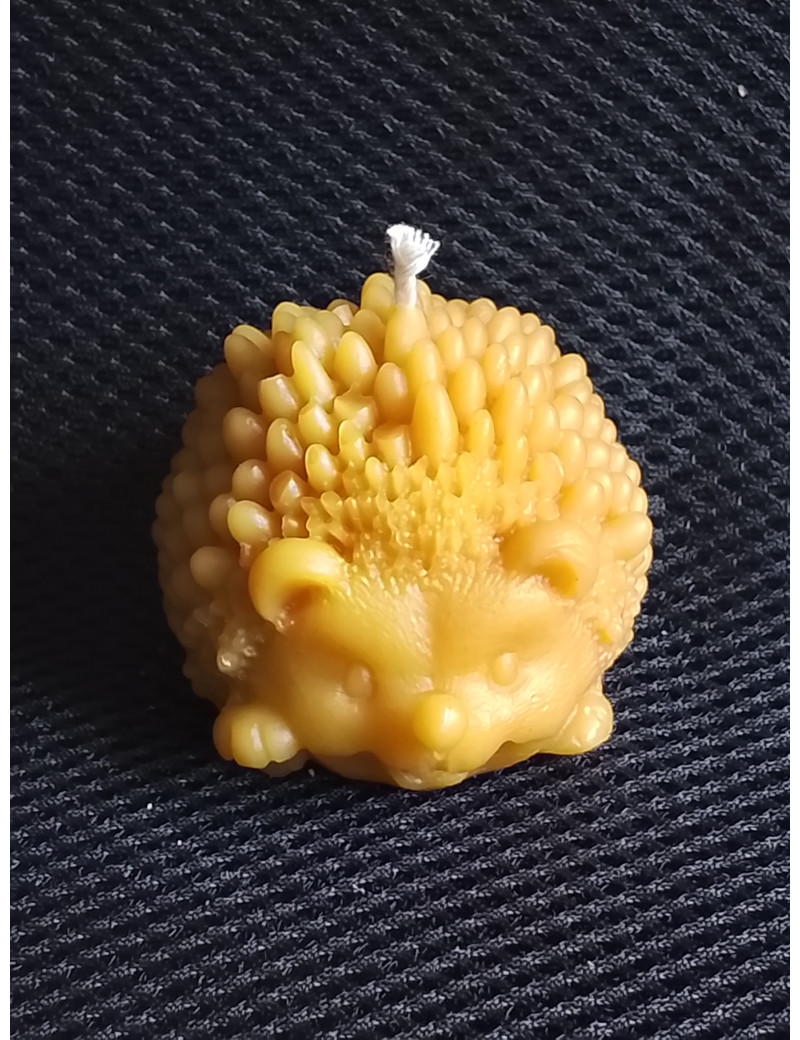 C298 Prickly Hedgehog Beeswax Candle – 4.5cm Woodland Charm (50g)