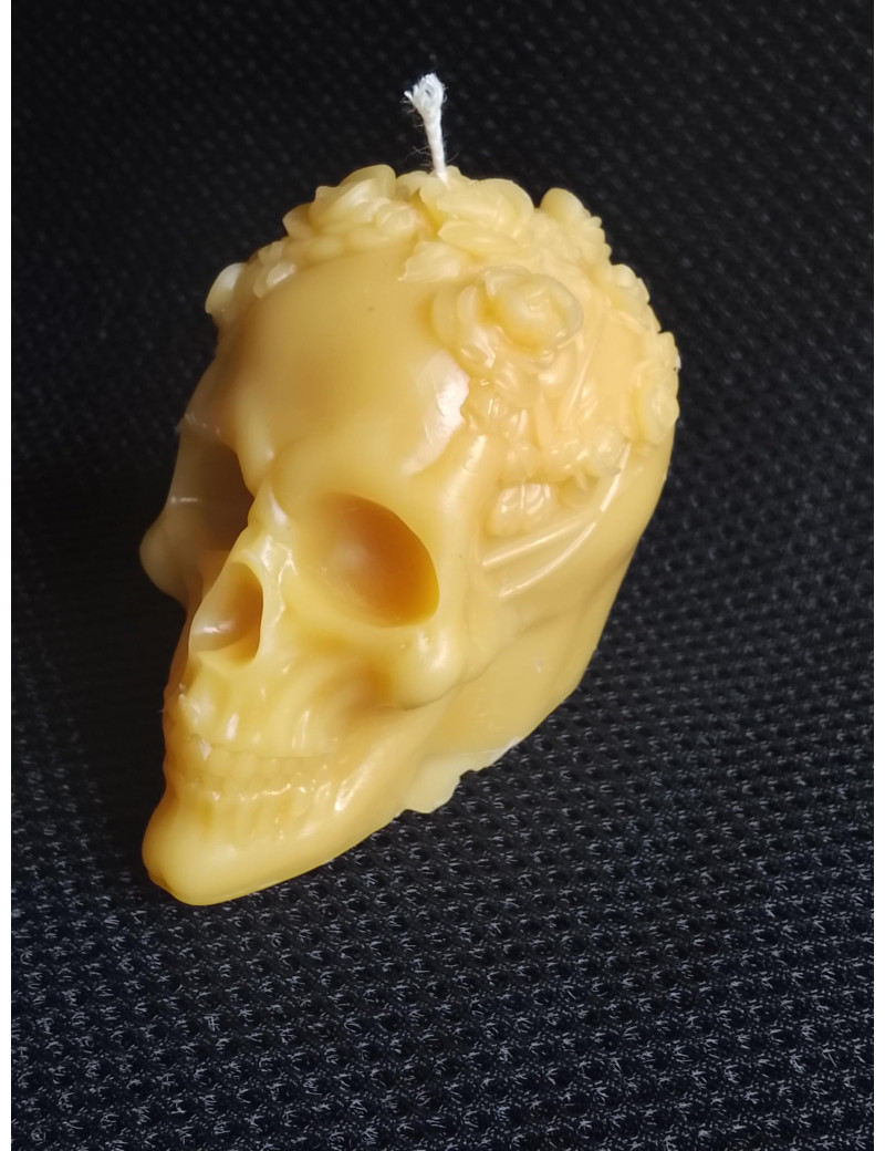 C300 Candle Skull with Roses – 140g, 7cm