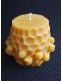 C309 – Honeycomb Pattern Cylinder Beeswax Candle Wrapped with Tulips, 280g, 8cm