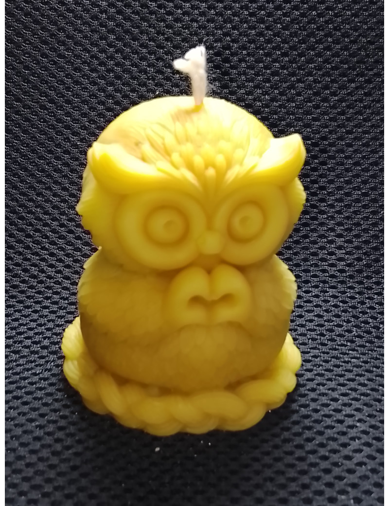 C367 Beeswax Owl Candle