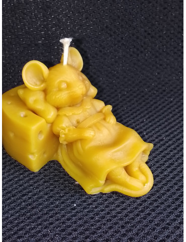 C399 Mouse Resting on Cheese Candle