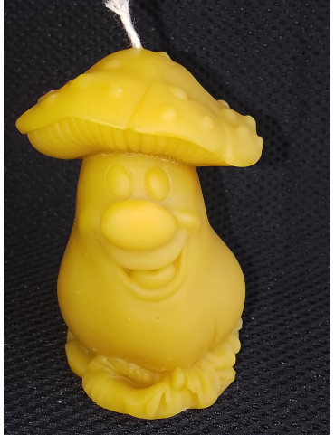 C405 Smiling Mushroom Beeswax Candle