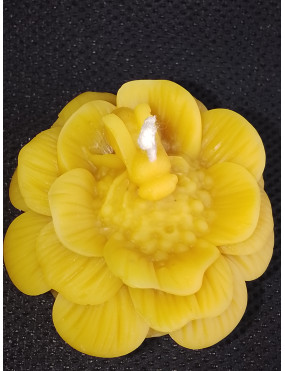 C406 Bee on Flower Beeswax Candle