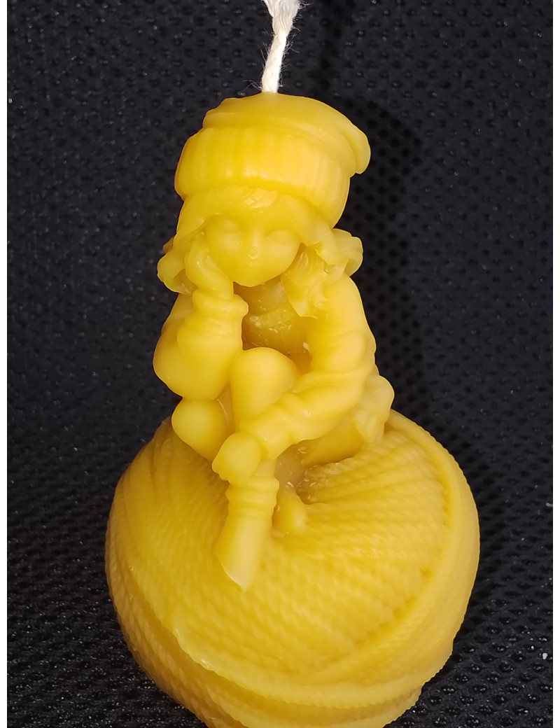 C416 Bored Girl on Yarn Beeswax Candle