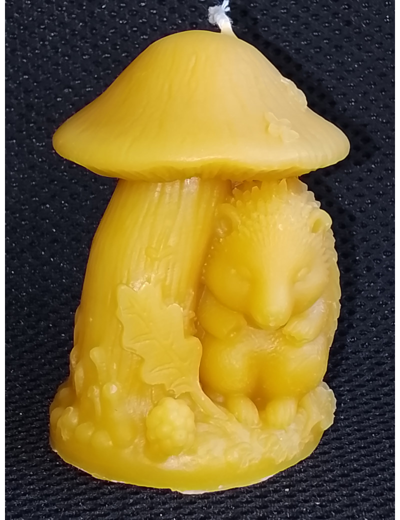 C460 Hedgehog Under Mushroom Beeswax Candle