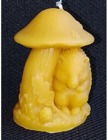C460 Hedgehog Under Mushroom Beeswax Candle