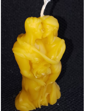 C470 Couple in Love Beeswax Candle