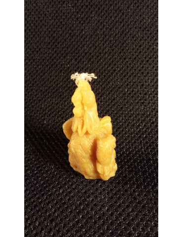 C017  Wax candle- small hen