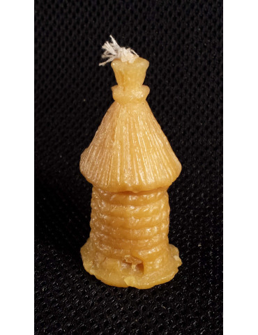 C023  Wax candle- beehive with a straw roof
