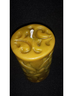 C104  Big chunky candle